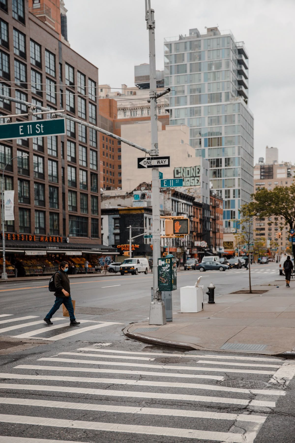 Straßenansicht der Leopoldstraße